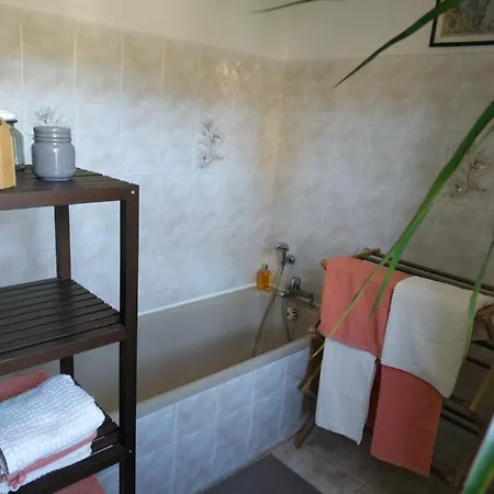 Chez Sylvie, Calme Bed & Breakfast *